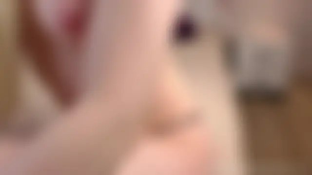 SharonNightt's Live Chat Room