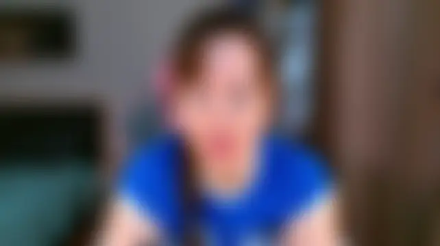 Eva_Allen: δωμάτιο απευθείας συνομιλίας