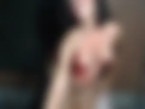 urgirlyflor's Live Chat Room