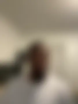 pussyeater_-'s Live Chat Room