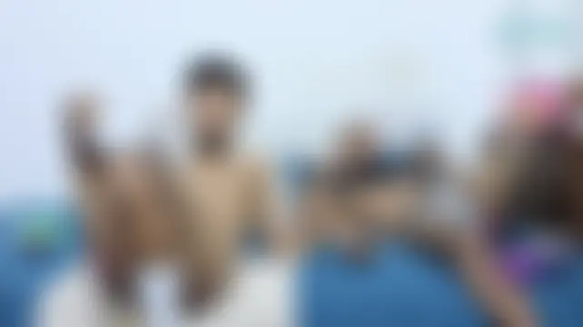 הופעת סקס קאם בשידור חי של DesiDaddyandSon