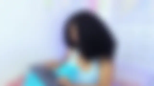 Angel_Belll Adlı Modelin Canlı Sohbet Odası