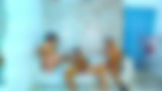 kinkyhousexxxx's Webcam Show