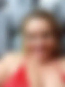 charlotte_milf30 现场聊天室