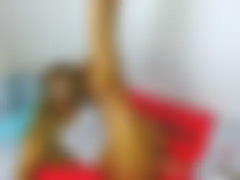 ChocoSlenderXXX Show in webcam
