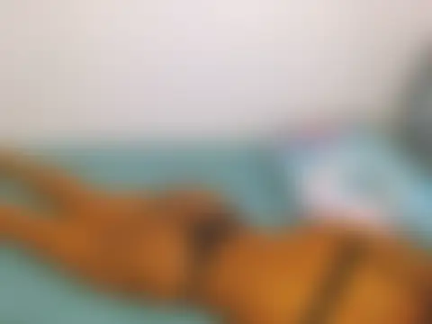 ChocoSlenderXXX's Live Webcam Show
