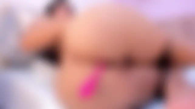camila_scoth élő chatszobája
