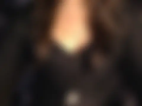 غرفة دردشة sassy_slut_69 المباشرة