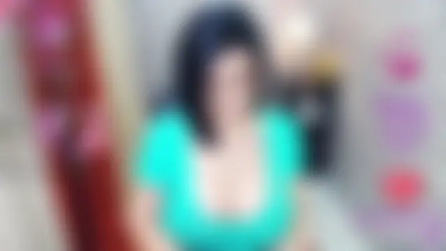 BigTitsnHugeCockTs – Kamerová šou