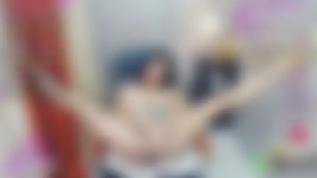 BigTitsnHugeCockTs 网络视讯表演