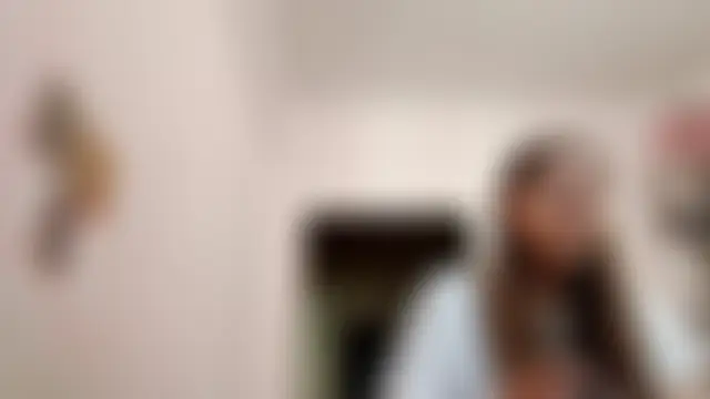 JanineThielman's Live Chat Room