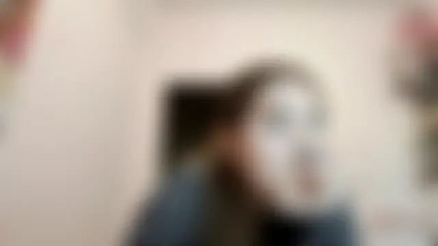 Phòng Chat Trực Tiếp JanineThielman