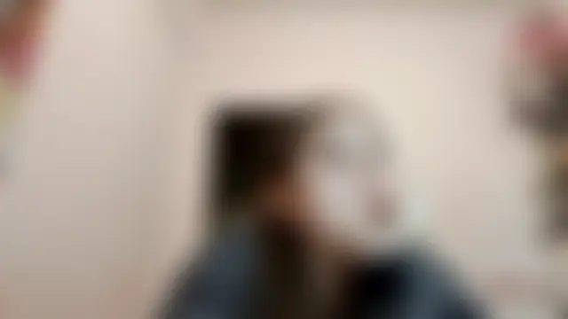 ห้องแชทสดของ JanineThielman