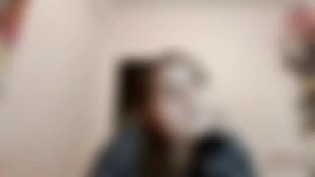 ห้องแชทสดของ JanineThielman