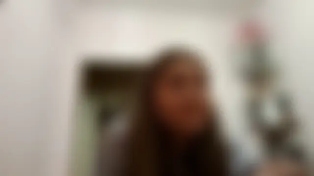 JanineThielman: δωμάτιο απευθείας συνομιλίας