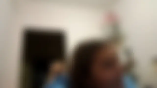 ห้องแชทสดของ JanineThielman