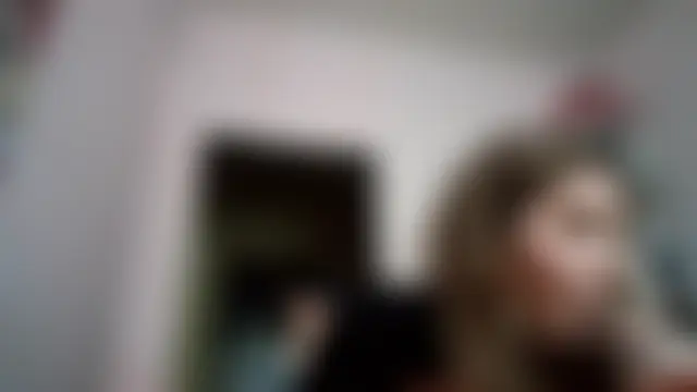 Živá chatovací místnost JanineThielman