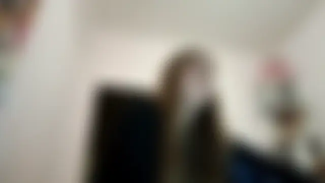 JanineThielman: δωμάτιο απευθείας συνομιλίας