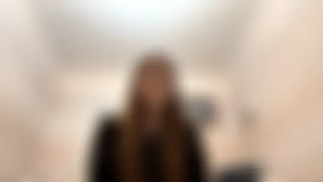JanineThielman: δωμάτιο απευθείας συνομιλίας