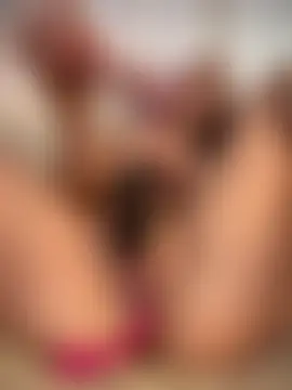 Anna_Gilbert Live chatroom