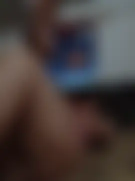 CheekySnowQueen_69のライブチャットルーム