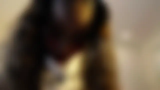 Živá chatovací místnost LiaTrainor