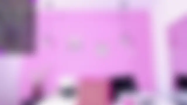 liapinket's Live Chat Room