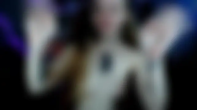 Nica_Kawaii élő chatszobája
