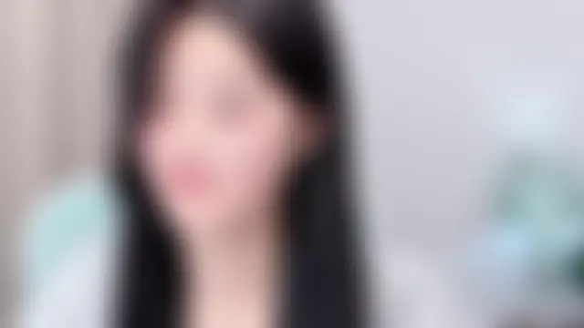 Nicole20266's Live Chat Room