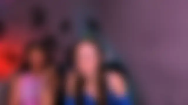 Seks show uživo modela bella_dorn na kameri