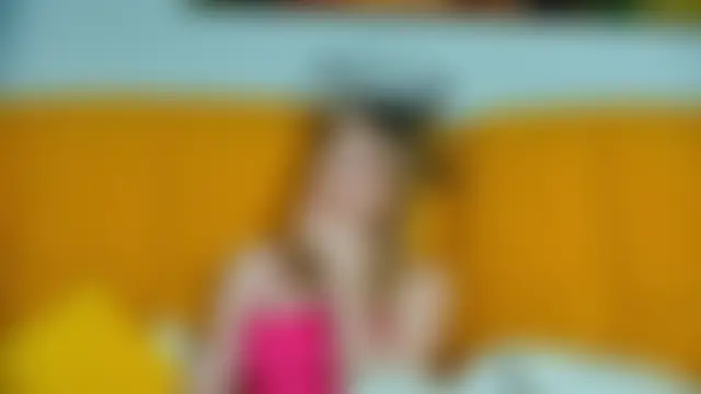 Sala de chat en directo de ElaraVoltage