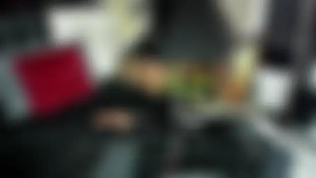 Vicky_Angeel live-chat rom