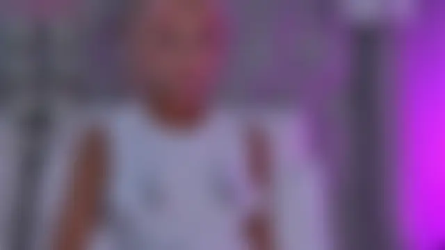 MonicaRice: δωμάτιο απευθείας συνομιλίας