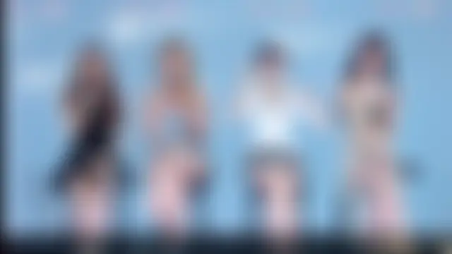 Fox_815 Adlı Modelin Canlı Sohbet Odası