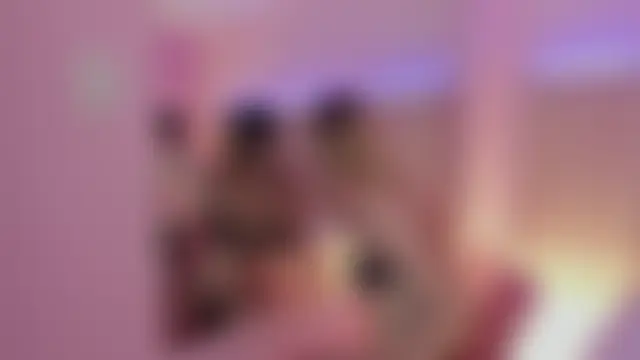 غرفة دردشة SecretLoversVIP المباشرة