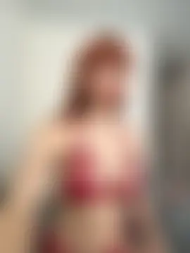 SofiaBloomy's Live Webcam Show