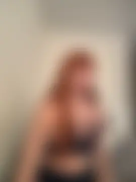 SofiaBloomy Adlı Modelin Canlı Sohbet Odası