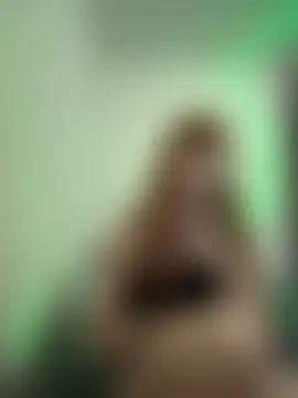 Онлайн чат XXX SofiaBloomy