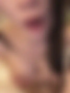 Xiaozuzongo1 Adlı Modelin Canlı Sohbet Odası