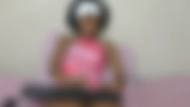 Živá chatovací místnost LittleVirginAngel