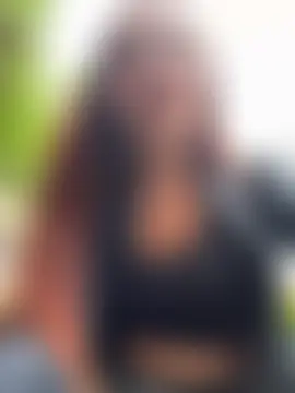 Queen_Scatlett Adlı Modelin Canlı Sohbet Odası