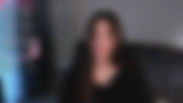 צ'אט XXX בשידור חי של IceIcebabe_