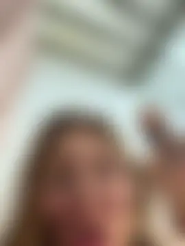 miiabellovic Live chatroom