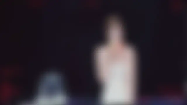 Živá chatovací místnost Honey-001