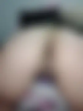 Pokój czatu na żywo – Melina-54