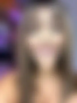 Rossie_Blooms লাইভ চ্যাট রুম