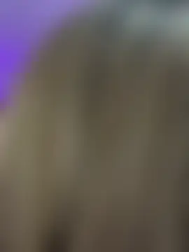 Rossie_Blooms' Live Chat Room