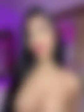 Rossie_Blooms – Naživo chatovacia miestnosť