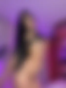 Rossie_Blooms – live chatrum