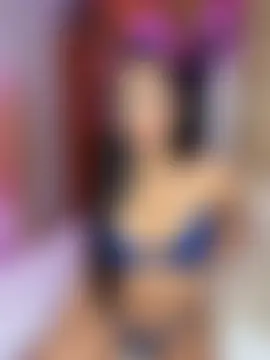 Rossie_Blooms: δωμάτιο απευθείας συνομιλίας